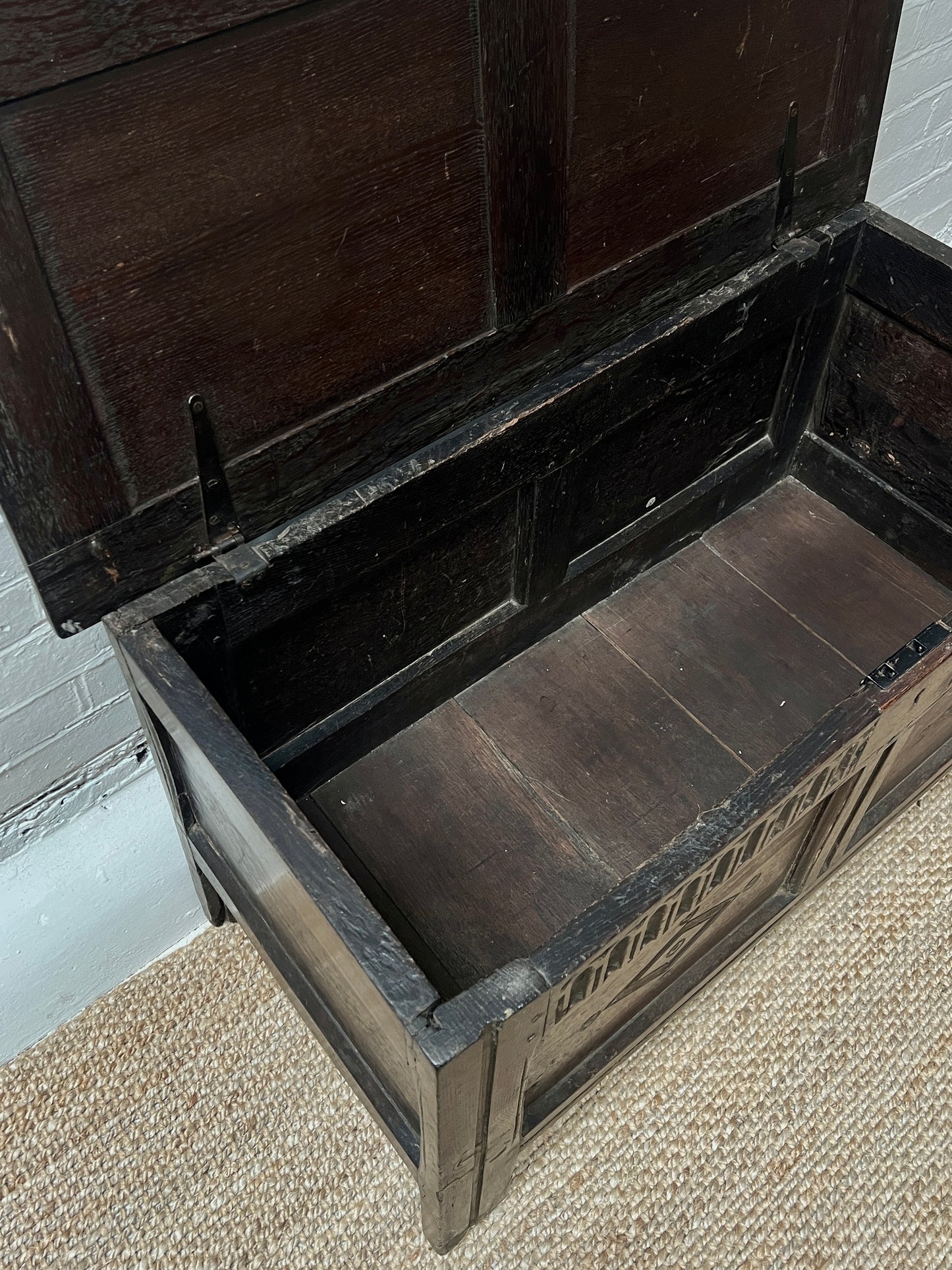 ANTIQUE CARVED COFFER