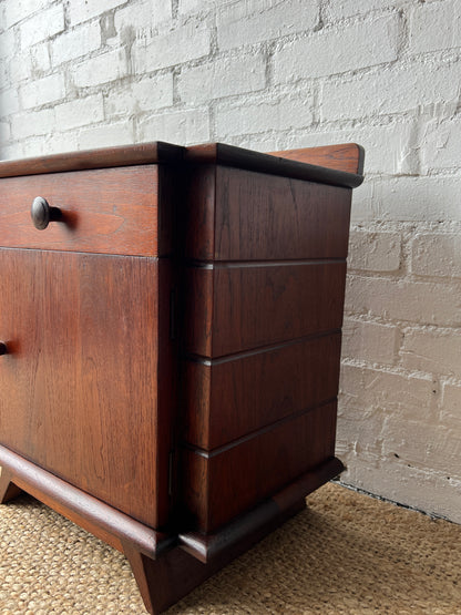 SINGLE MID CENTURY BEDSIDE