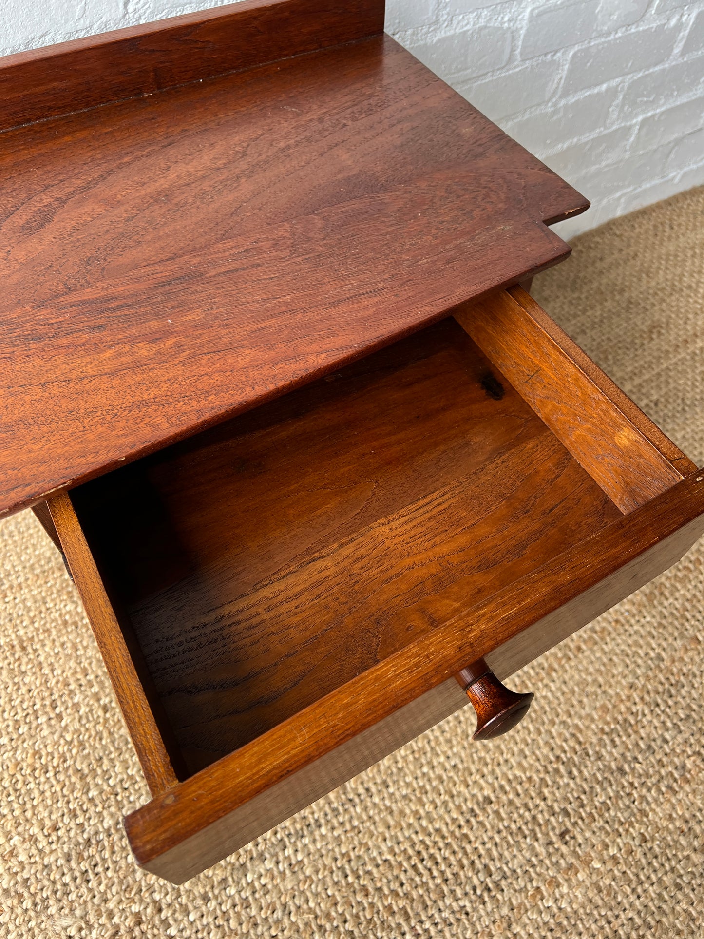 SINGLE MID CENTURY BEDSIDE