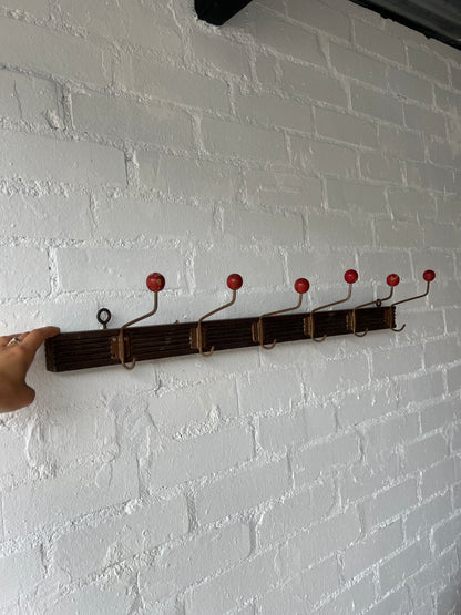 FRENCH RED HOOKS