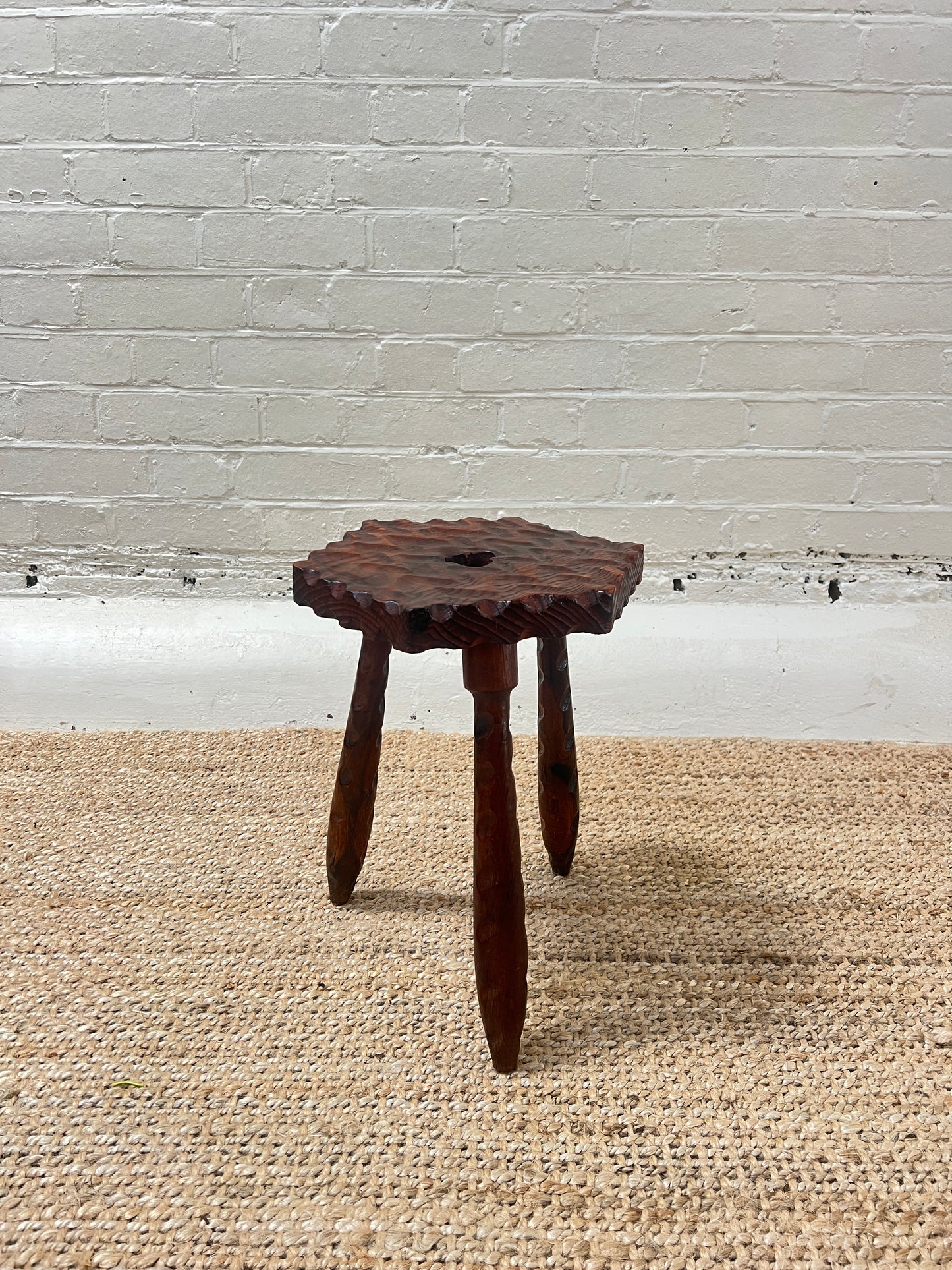 CARVED 'WIGGLE' STOOL
