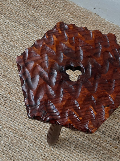CARVED 'WIGGLE' STOOL
