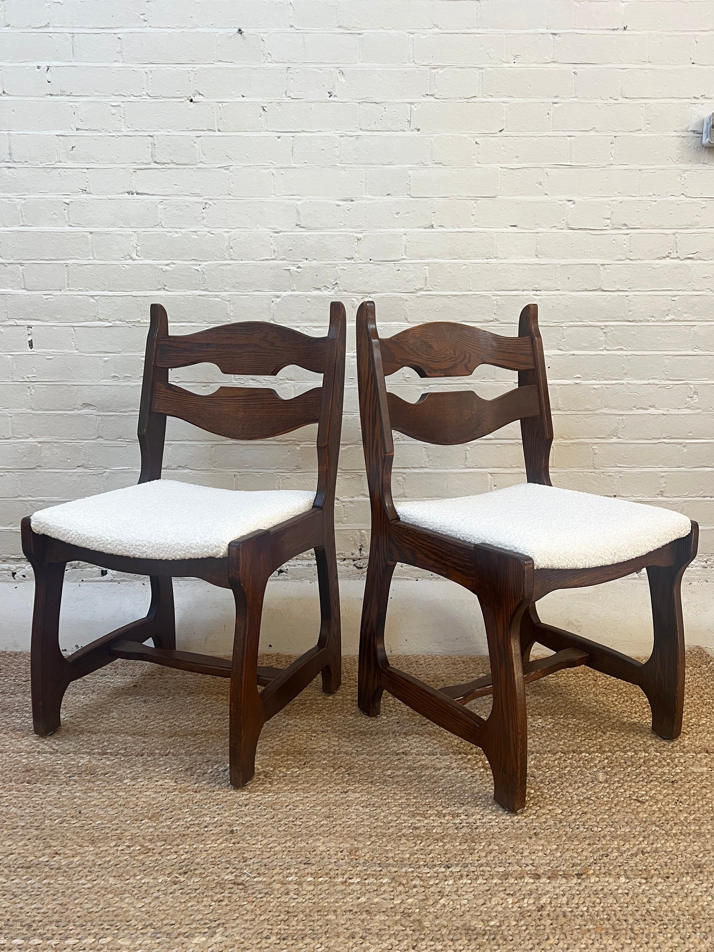 SET OF SIX OAK RAZOR DINING CHAIRS