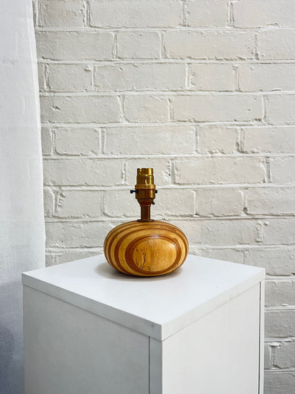 SMALL BUN WOODEN TABLE LAMP
