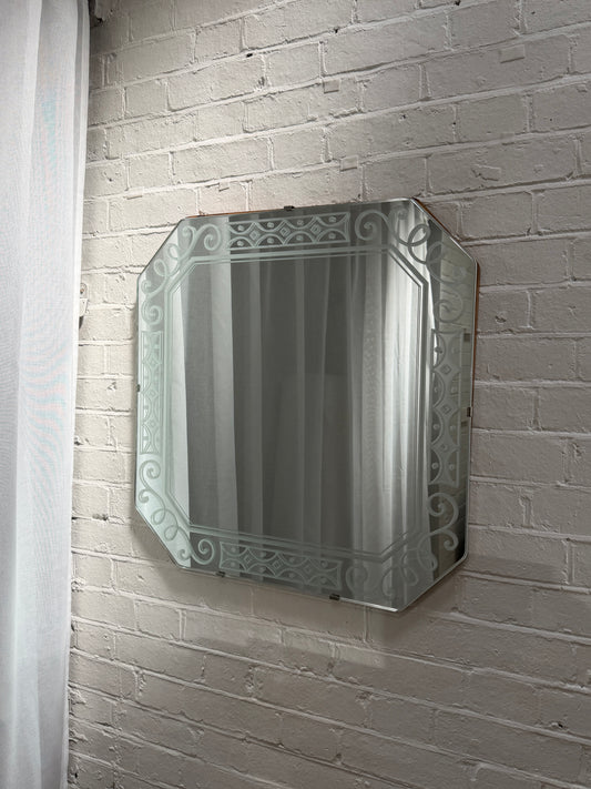 FRAMELESS SWEDISH SQUIGGLE MIRROR