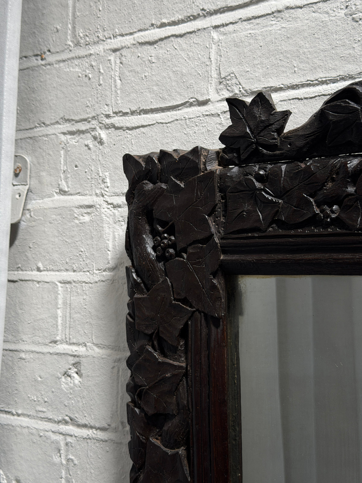 OAK CARVED SQUARE MIRROR