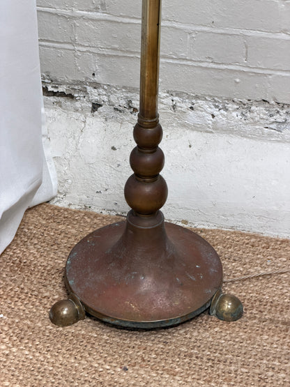 ENGLISH BALL STEM BRASS FLOOR LAMP