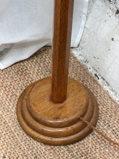 ENGLISH FLOOR LAMP