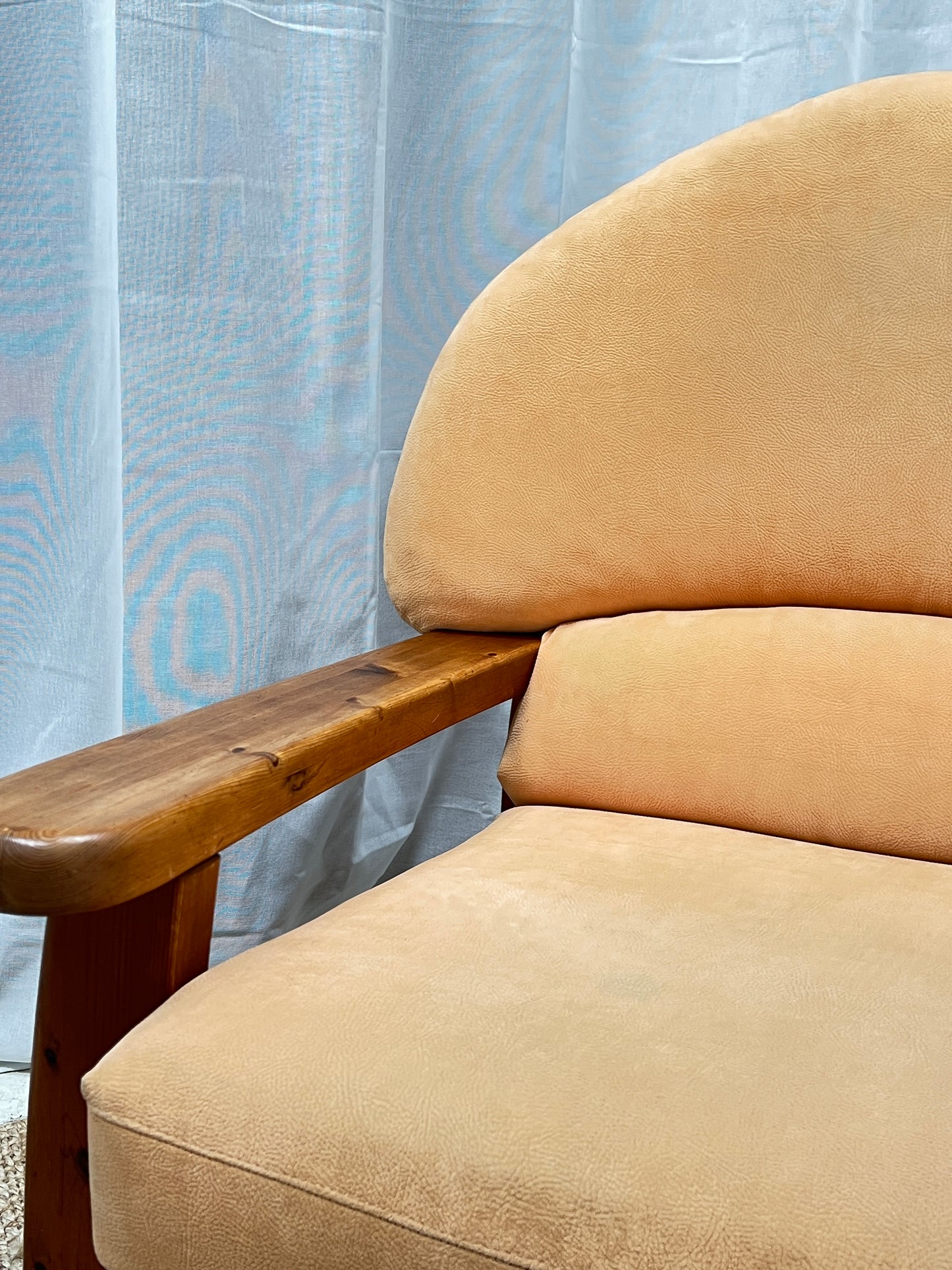 PINE BRUTALIST PEACH ARM CHAIR - ONE
