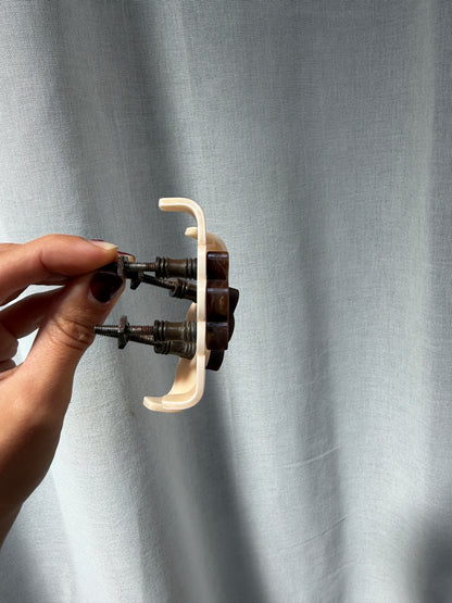 ART DECO CREAM & BROWN WIGGLE PULL HANDLES