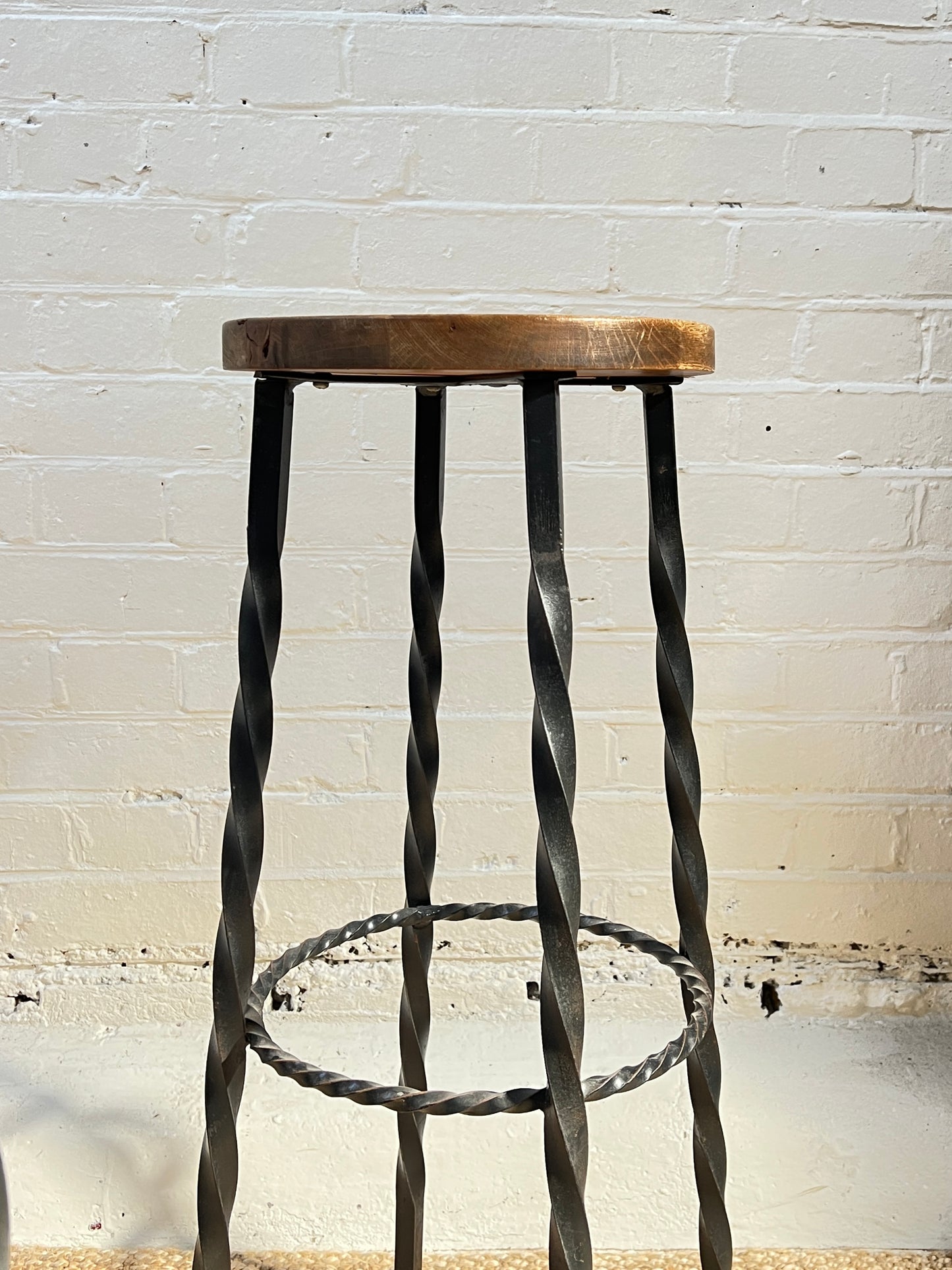 WROUGHT IRON BAR STOOLS