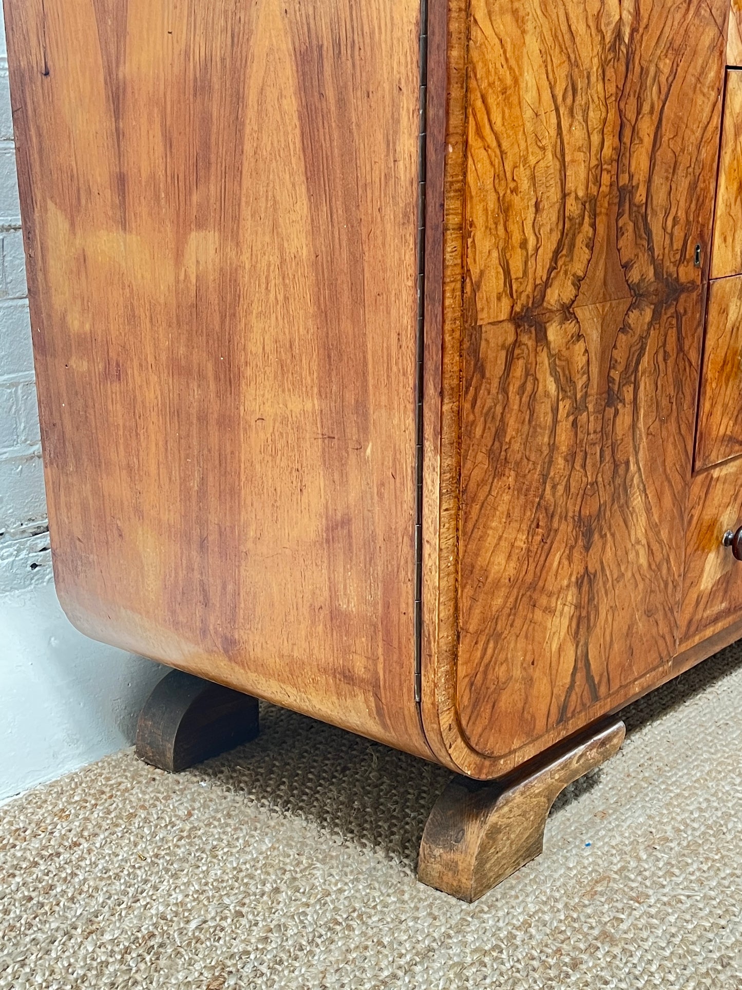 WALNUT VENEER ART DECO SIDEBOARD