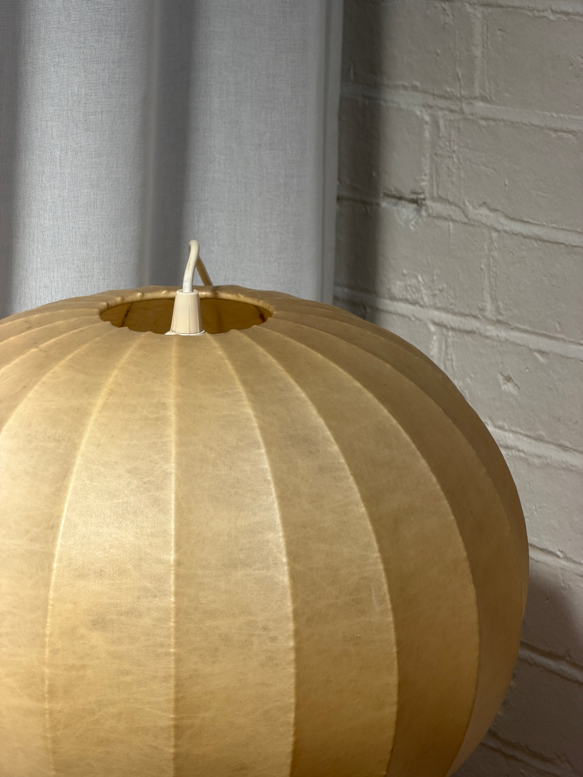 60S COCOON PENDANT BY GOLDKANT LEUCHTEN