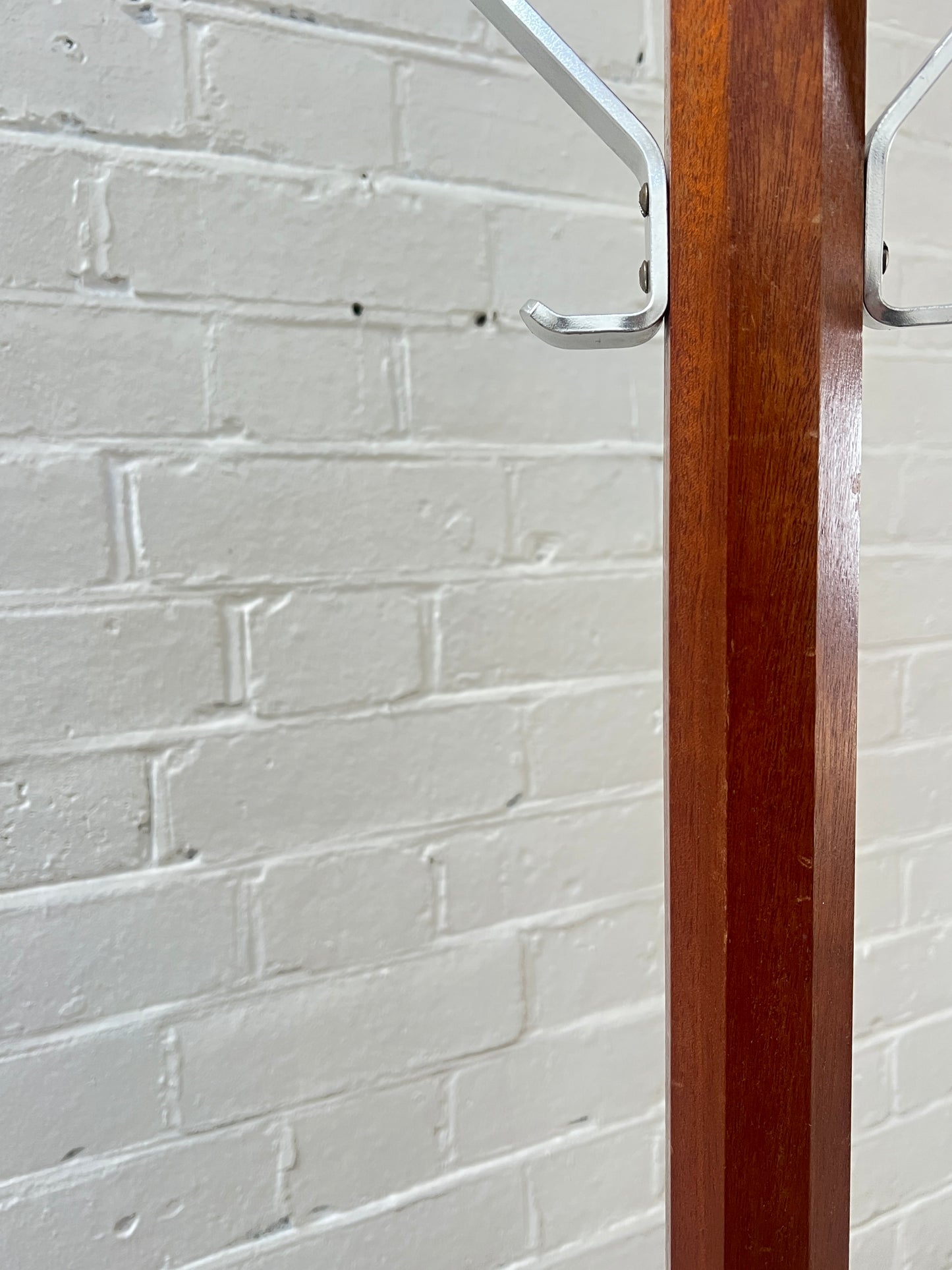 VINTAGE CHROME COAT STAND