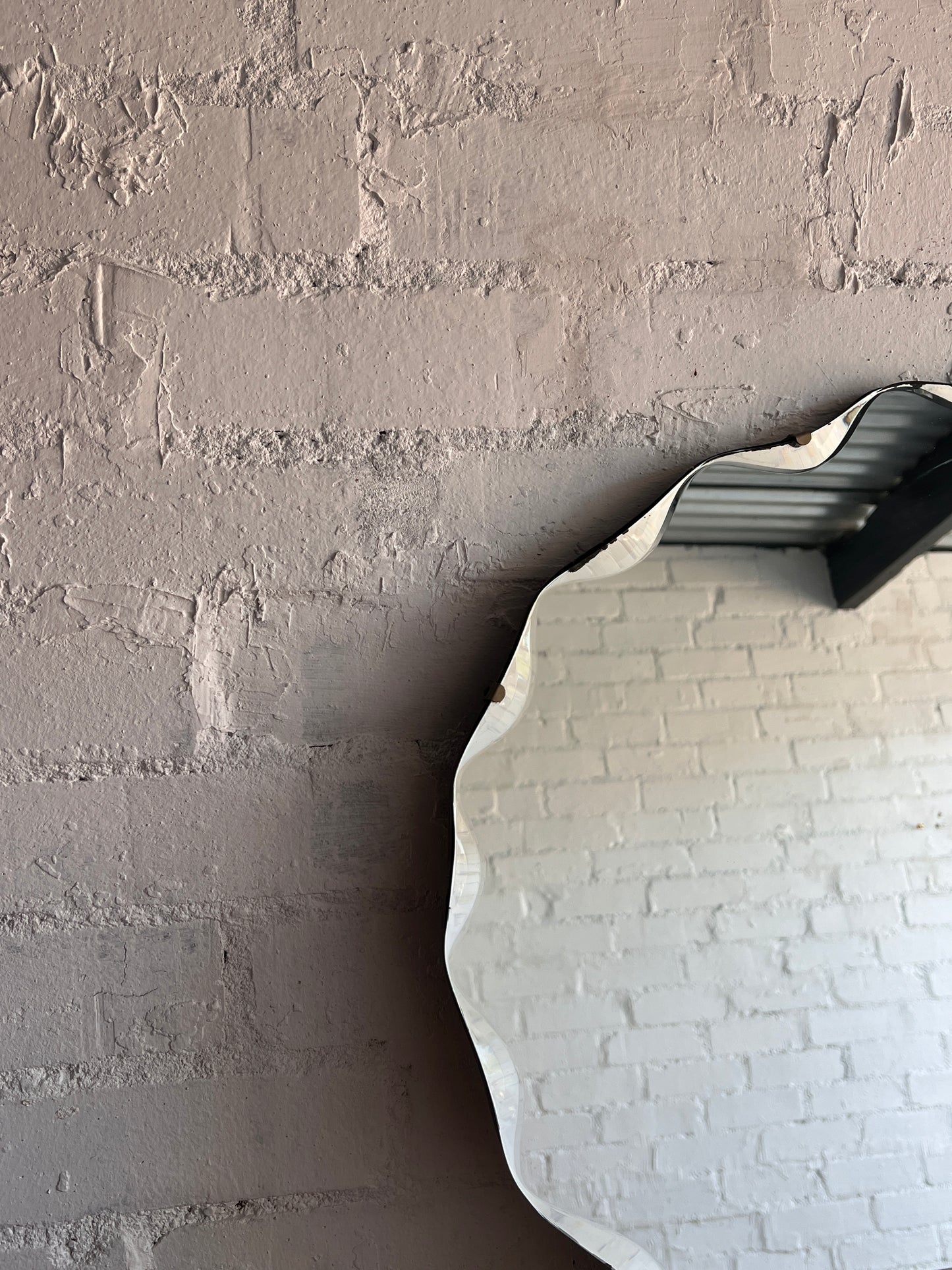 ART DECO WIGGLE SHELL MIRROR