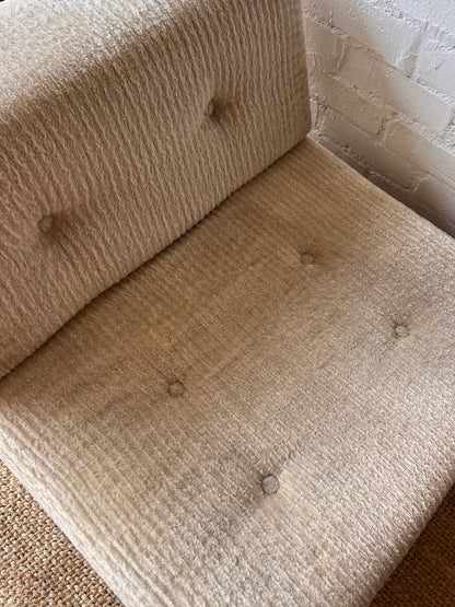 OFF WHITE MODULAR SLEEPER CHAIR