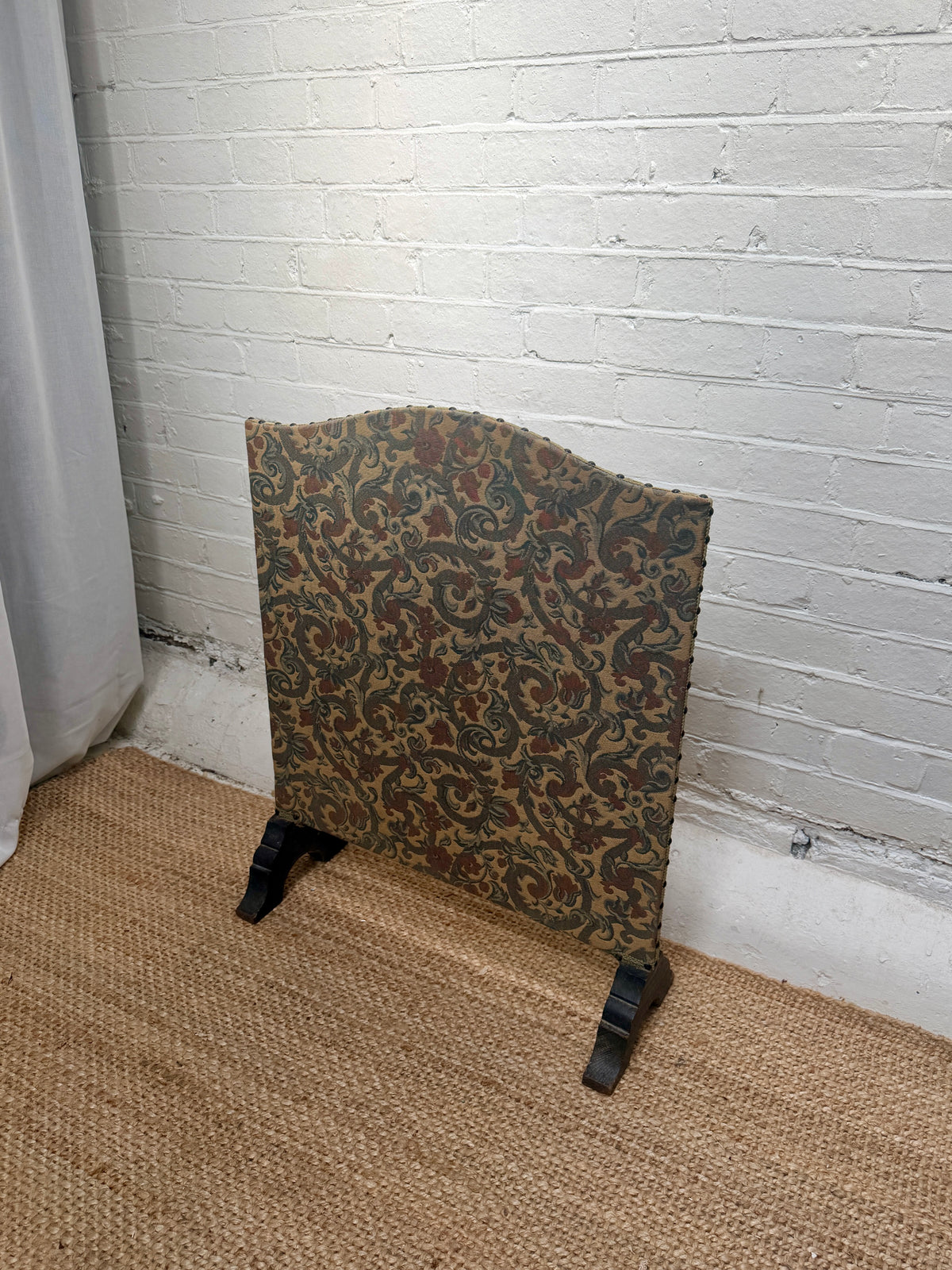 FRENCH TAPESTRY FIRE GUARD