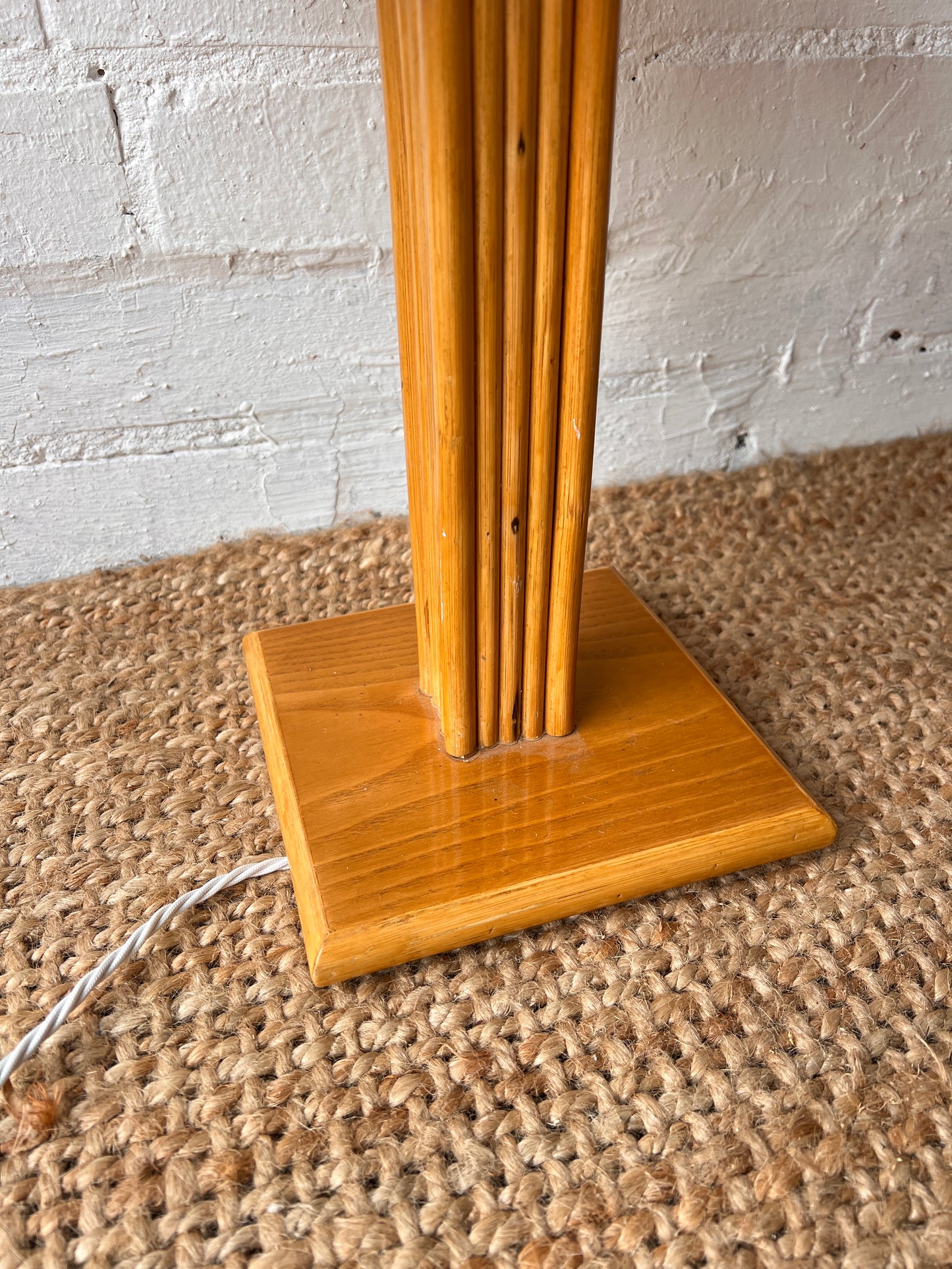 PENCIL REED STYLE TABLE LAMP