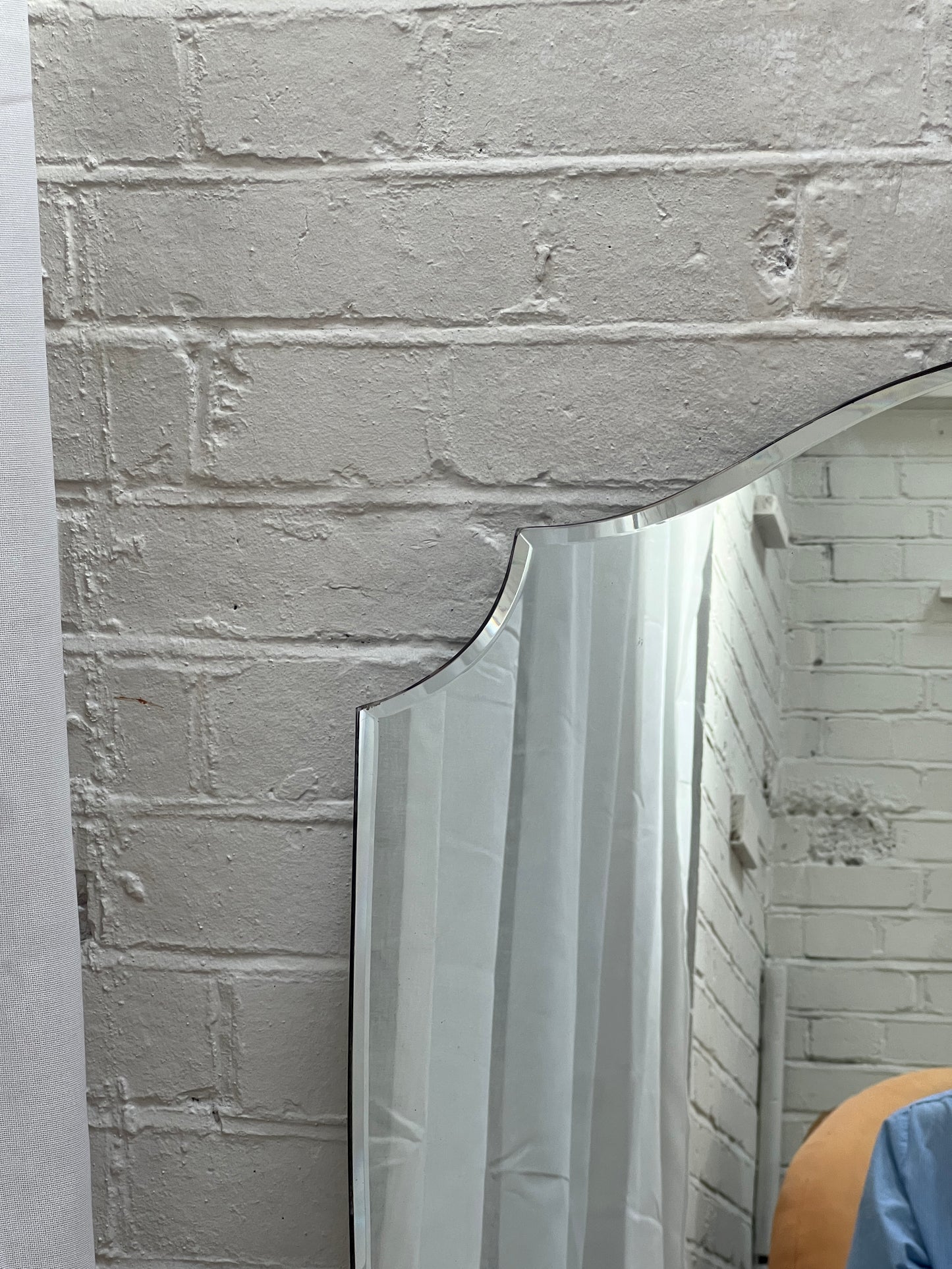 FRAMELESS MANTLE MIRROR - ARCHED