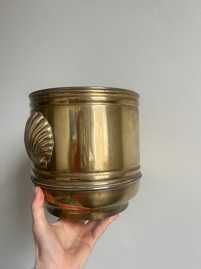 BRASS SHELL POT