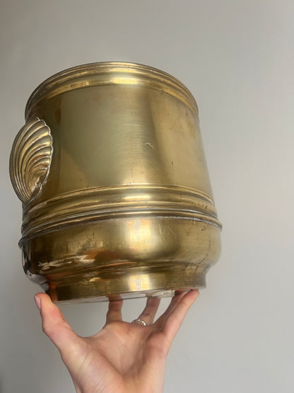 BRASS SHELL POT