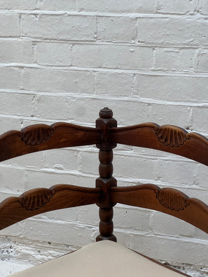 SHELL BOBBIN CORNER SEAT