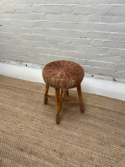 WICKER SIDE STOOL