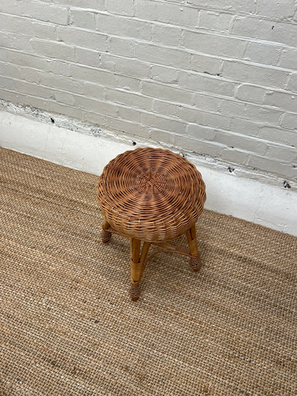 WICKER SIDE STOOL
