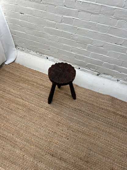 CHISELED SIDE STOOL
