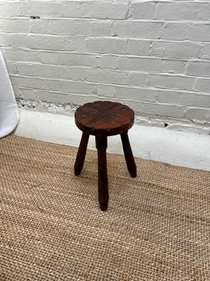 RUSTIC WOODEN LEAF STOOL