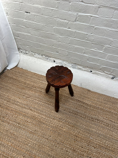 RUSTIC WOODEN LEAF STOOL