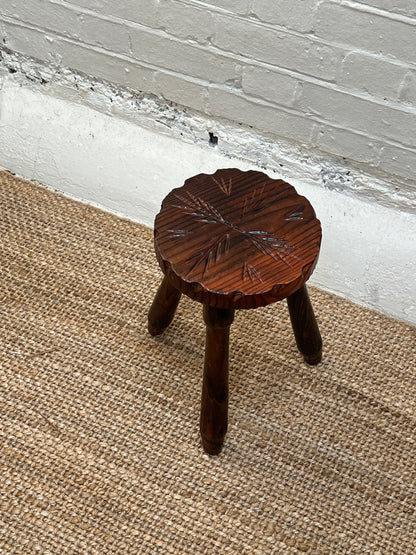 RUSTIC WOODEN LEAF STOOL
