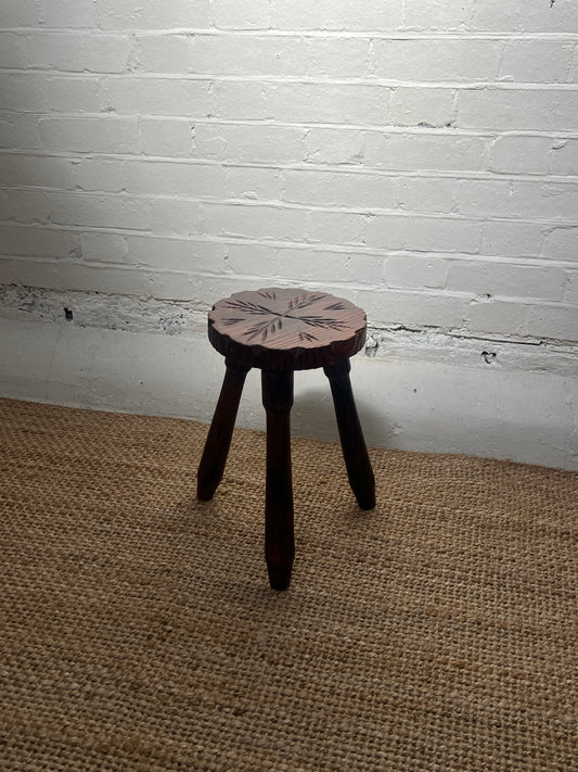 RUSTIC WOODEN LEAF STOOL