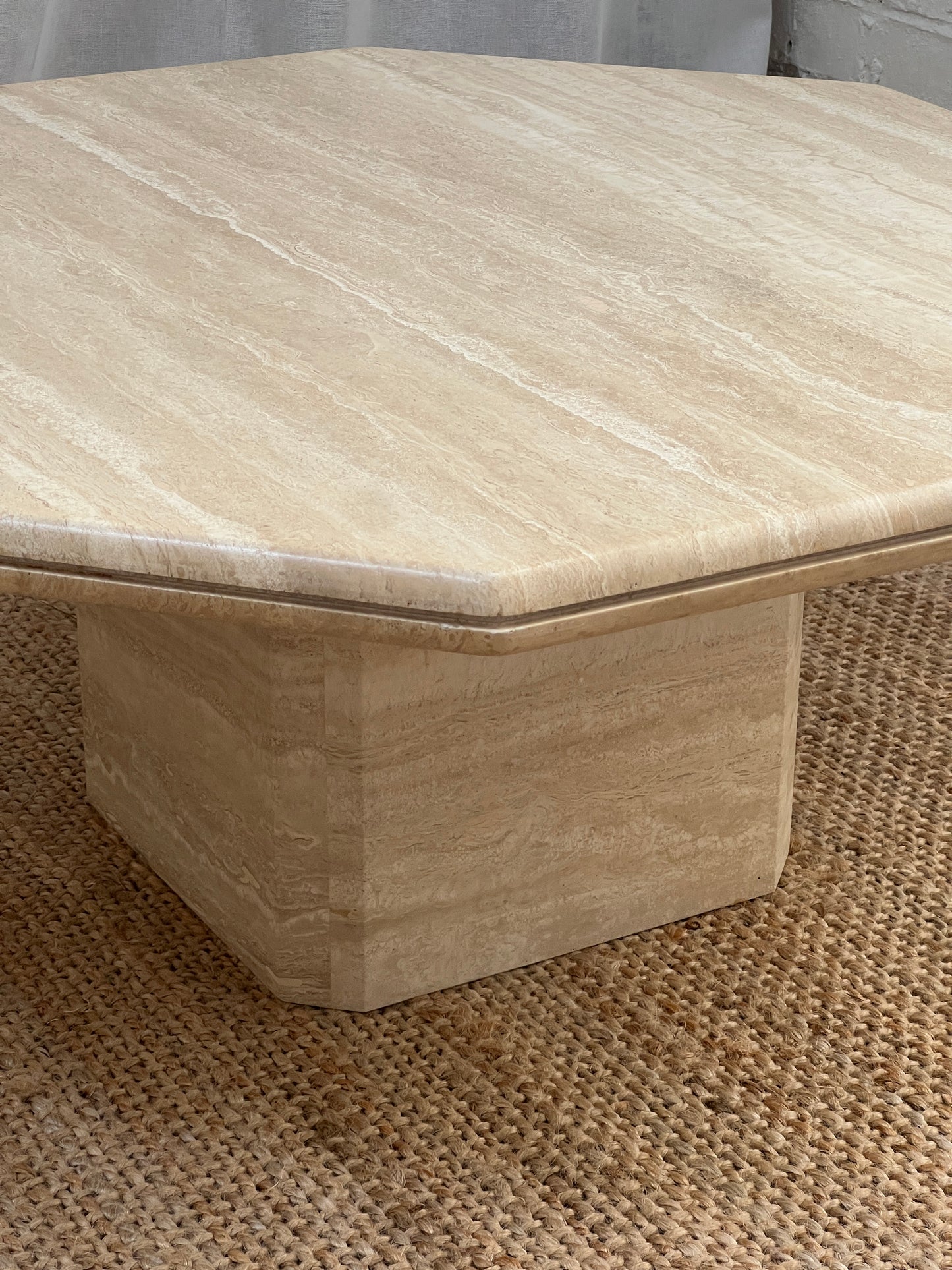 CREAM TRAVERTINE TABLE