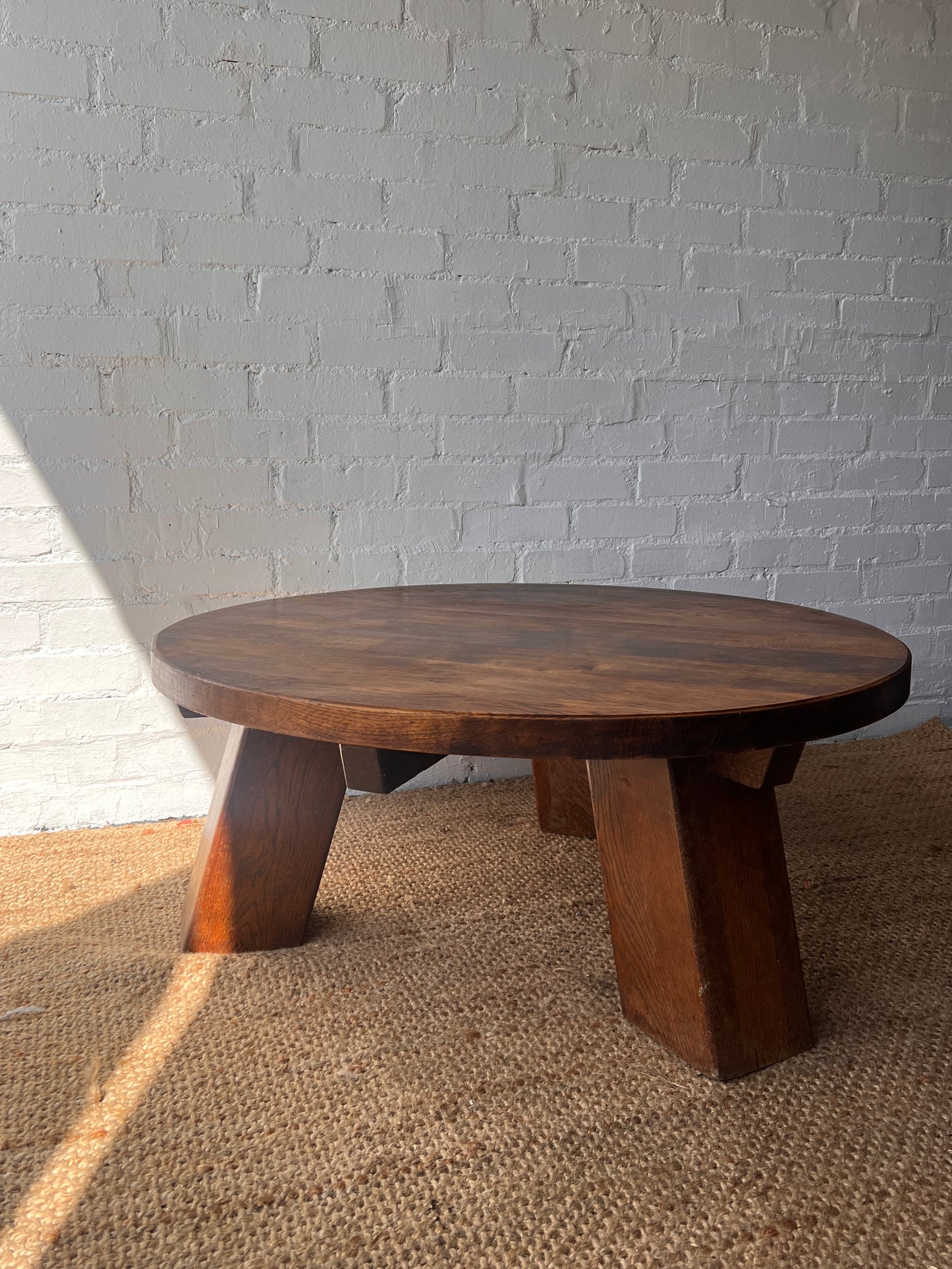 LARGE OAK CIRCLE COFFEE TABLE