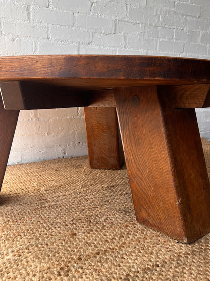 LARGE OAK CIRCLE COFFEE TABLE
