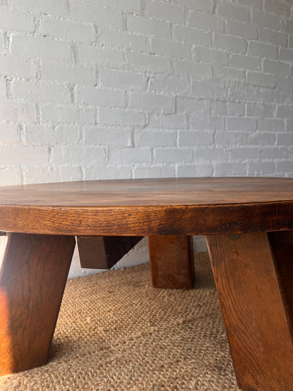 LARGE OAK CIRCLE COFFEE TABLE