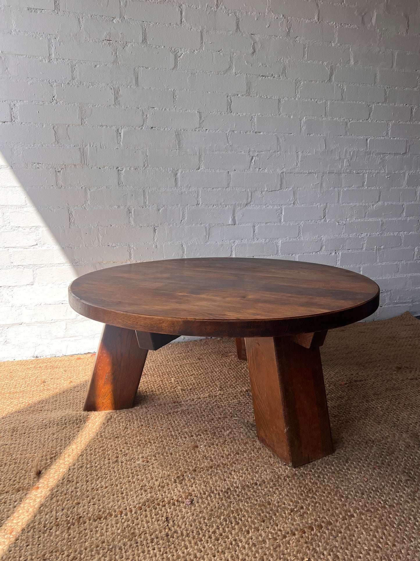 LARGE OAK CIRCLE COFFEE TABLE