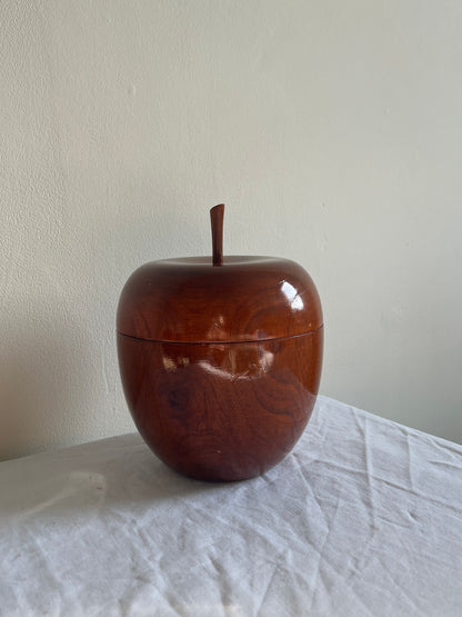 SHINY WOODEN APPLE