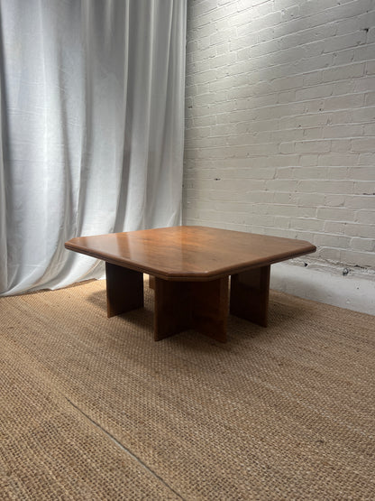 SQUARE RED MARBLE TABLE