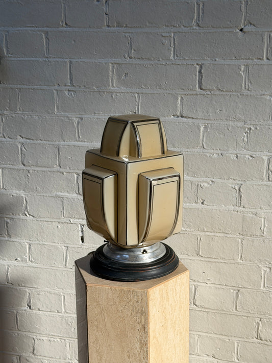 ART DECO TABLE LAMP
