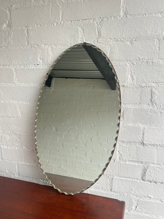 BEVELLED EDGE OVAL MIRROR