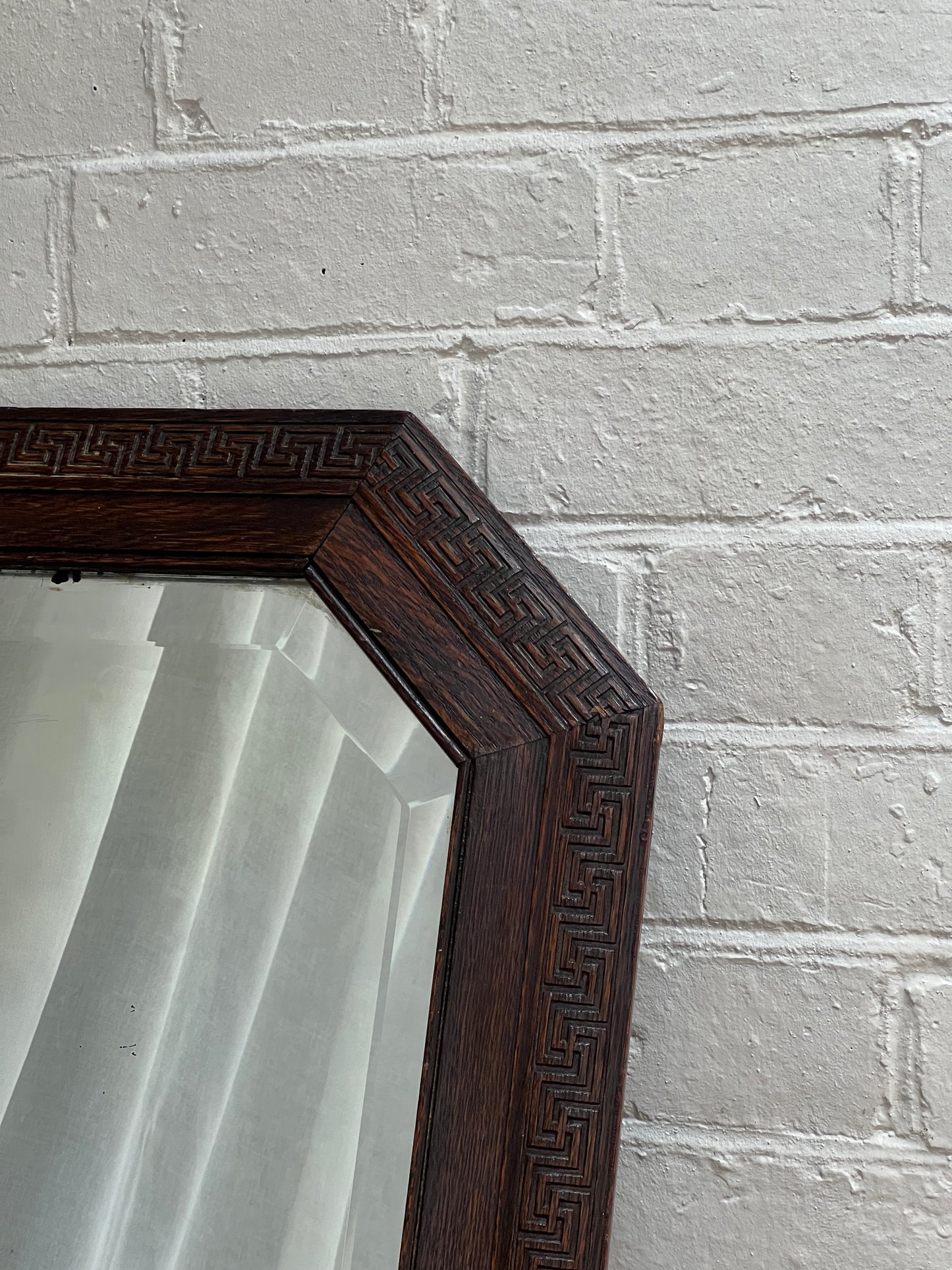 OAK MEANDER PATTERNED MIRROR