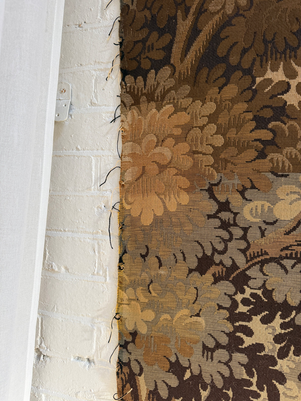 LARGE FRENCH TAPESTRY WALL HANGING