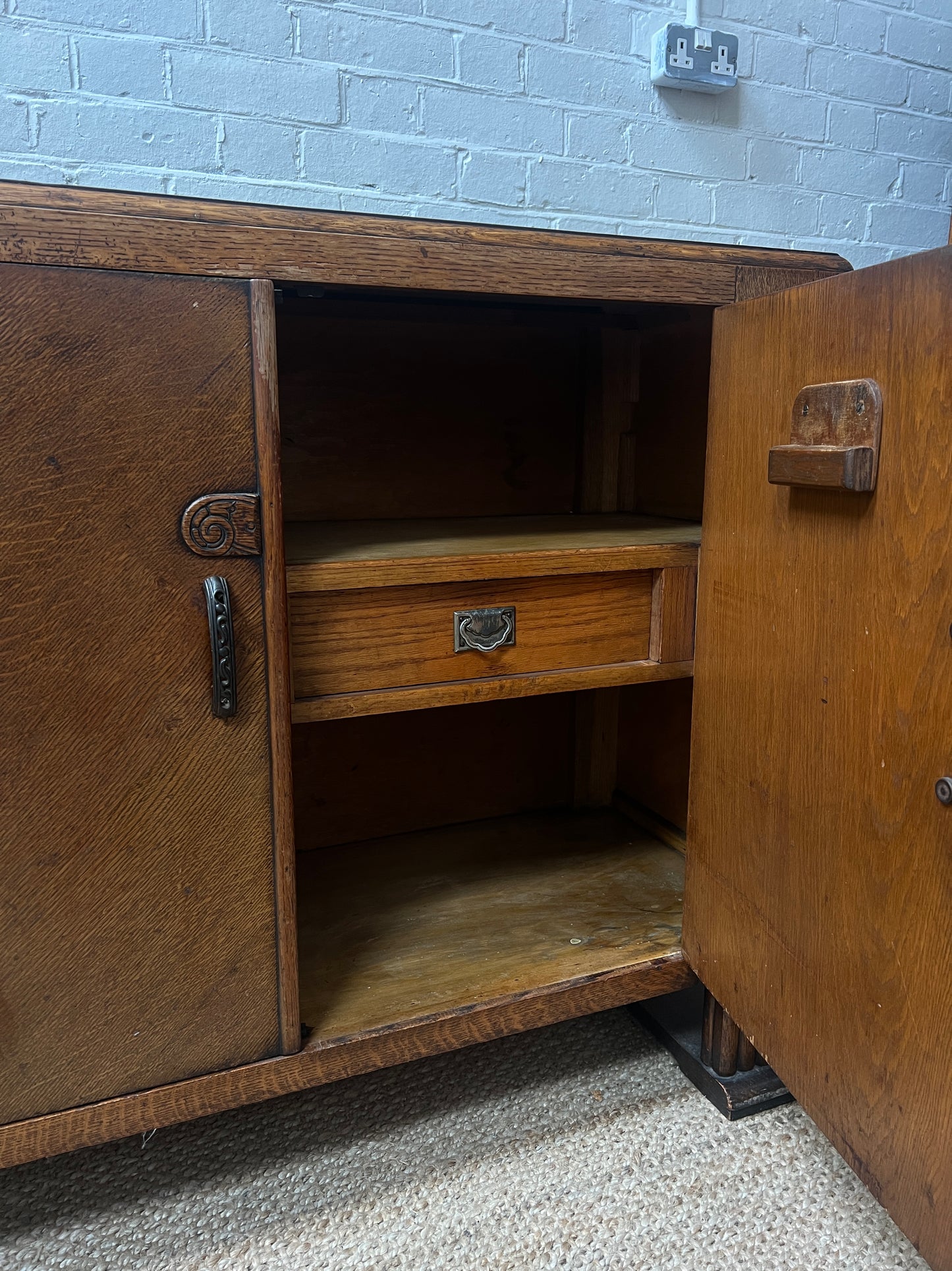 FLUTED LEG ART DECO SIDEBOARD