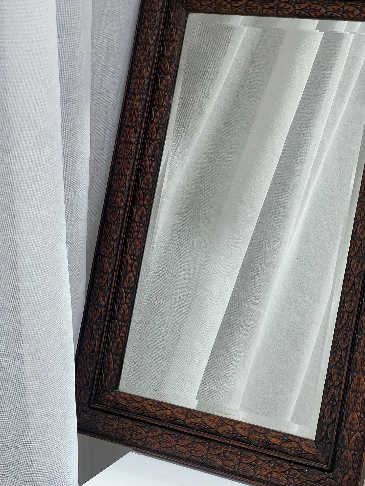 CARVED WOODEN MIRROR