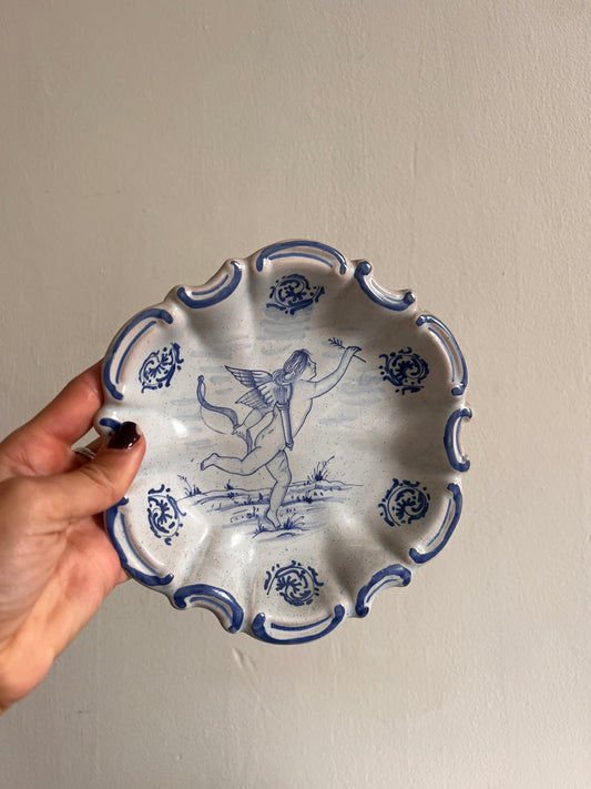ITALIAN CHERUB WALL PLATE - CUPID
