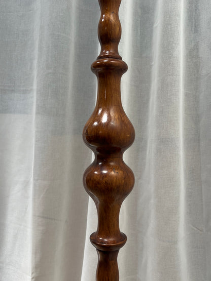 TALL BOBBIN FLOOR LAMP