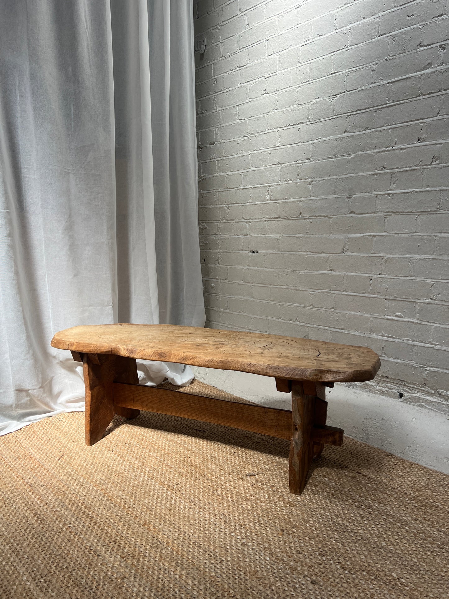 WOOD LONG WAVY BENCH