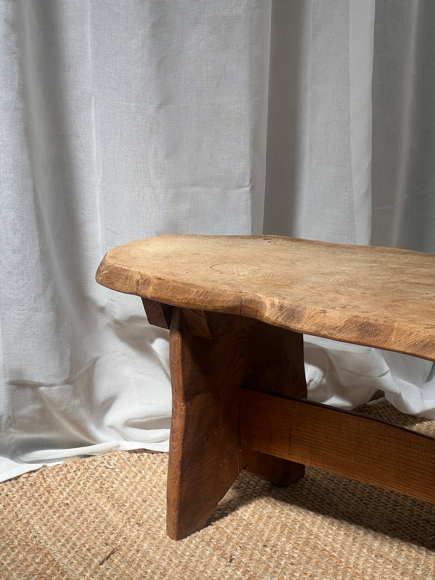 WOOD LONG WAVY BENCH